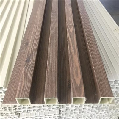 ڈبلیو پی سی لوور پینل